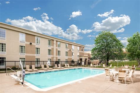 hotels gloversville ny Hotels in Gloversville Vacation Rentals in Gloversville Flights to Gloversville Car Rentals in Gloversville Gloversville Vacation Packages